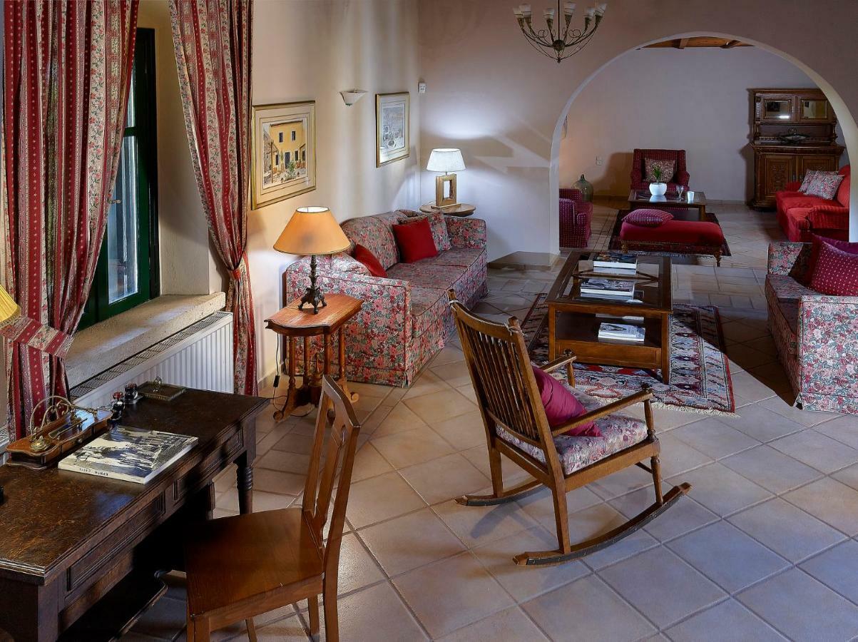 Castello Villa Daphnes - Private Pool & Whirlpool Dhafnes Dış mekan fotoğraf