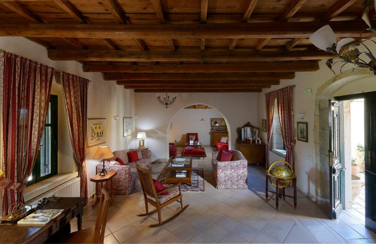 Castello Villa Daphnes - Private Pool & Whirlpool Dhafnes Dış mekan fotoğraf
